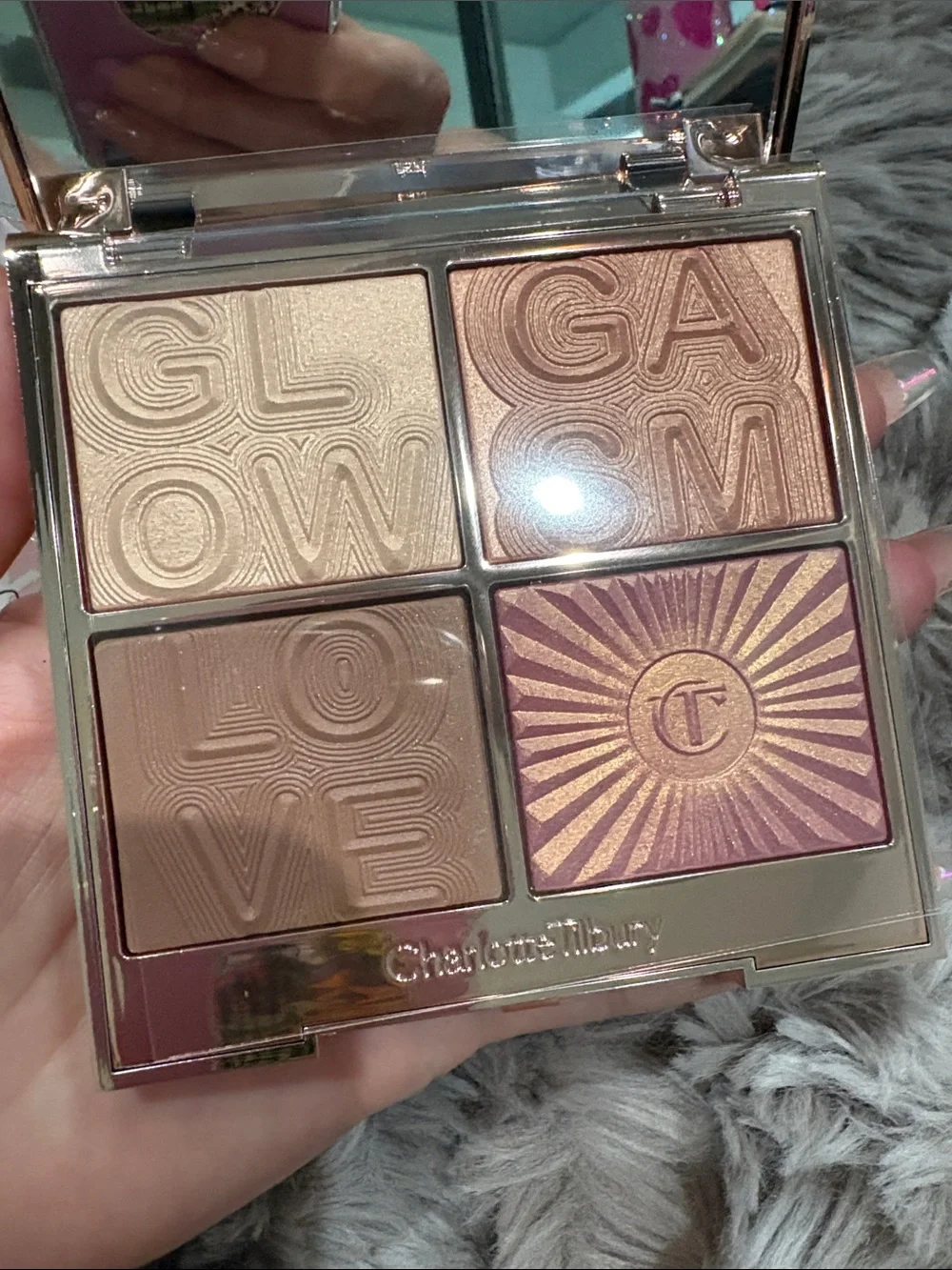 Charlotte Tilbury Glowgasm face palette and 5-Piece Brush Set - Pink